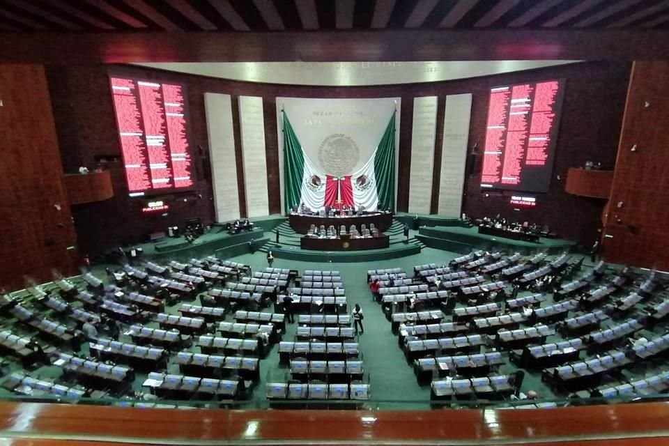 Los partidos de nueva creación como Fuerza por México, Redes Sociales Progresistas y Partido Encuentro Solidario podrían desaparecer.
