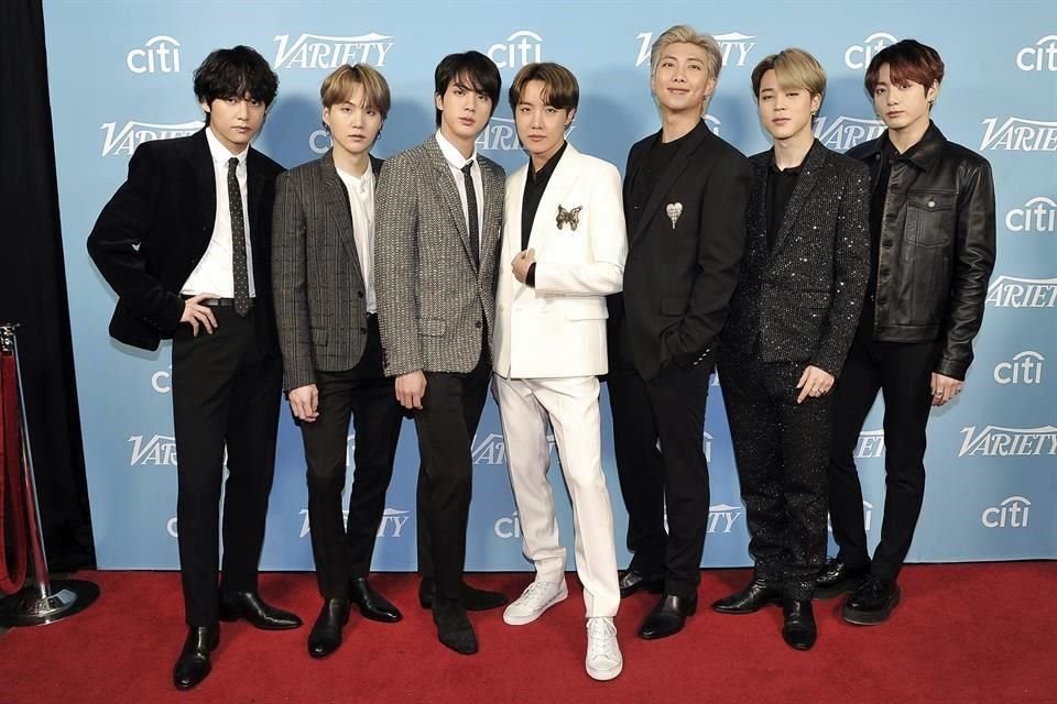 El grupo de K-pop BTS ganó cinco galardones en los premios The Fact Music Awards 2021.