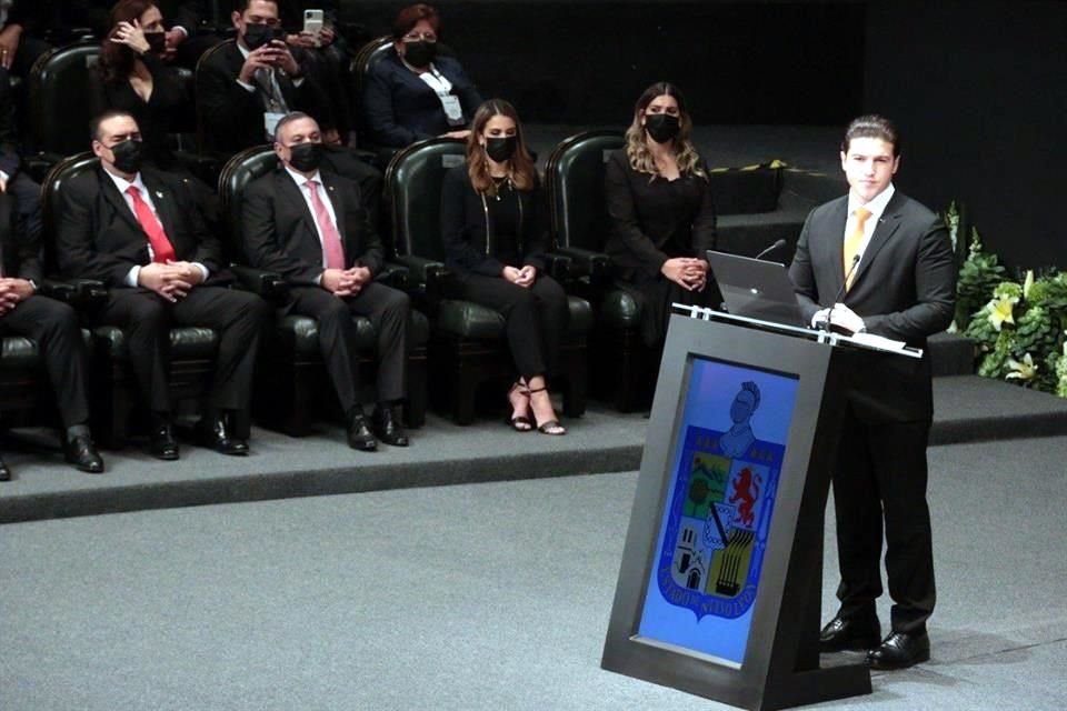 Samuel García rindió protesta como Gobernador de Nuevo León.