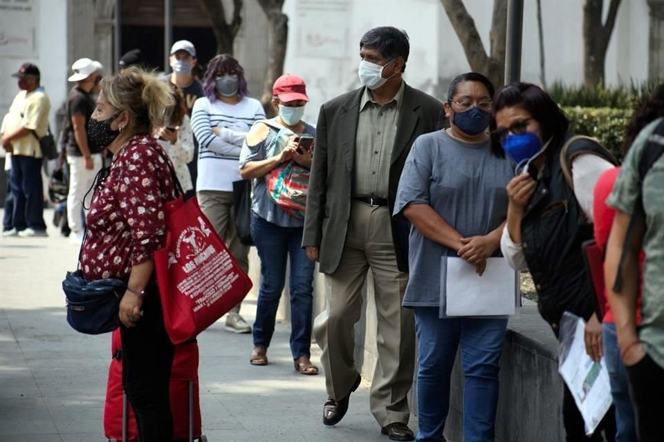 De 25.8 millones de trámites gubernamentales realizados en Jalisco en 2023, en 10.9 millones de las gestiones hubo algún problema.