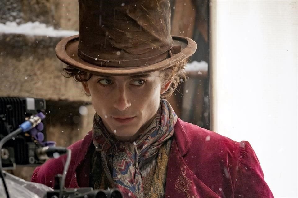 Timothée Chalamet da el primer vistazo de su vestuario como Willy Wonka en la cinta dirigida por Paul King.