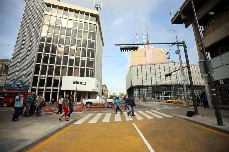 El Alcalde de Guadalajara, Pablo Lemus, inauguró la rehabilitación que se hizo a la Calle Libertad, entre 16 de Septiembre y Ramón Corona, donde se homologó su diseño con el Paseo Alcalde.