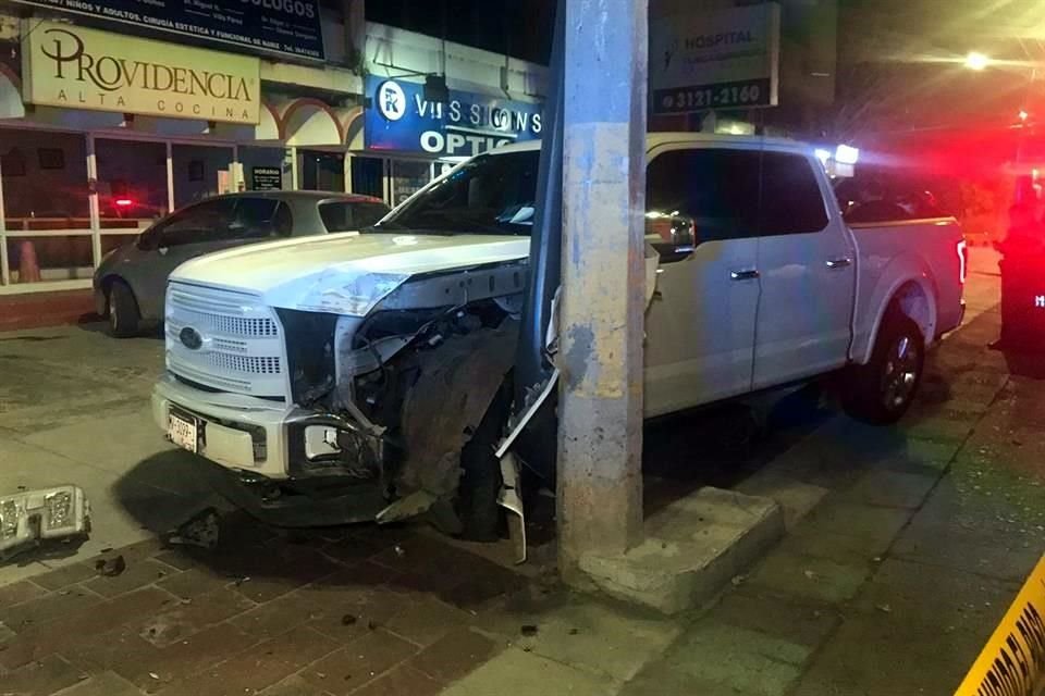El intento de asalto ocurrió sobre Niños Héroes, a la altura de la Calle Lorenzana, en la Colonia Jardines del Bosque, en Guadalajara.