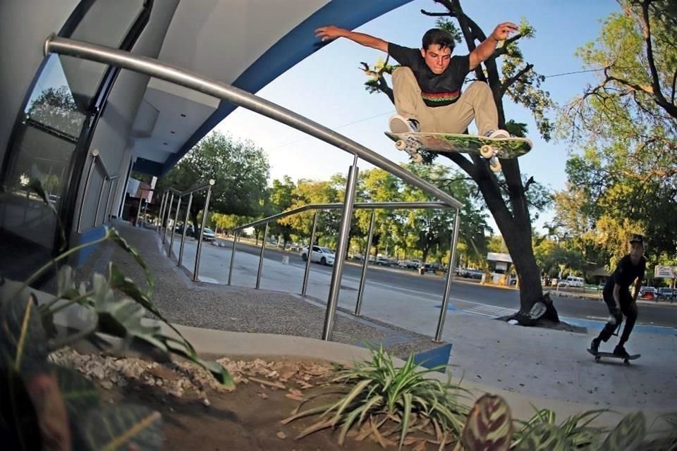 El 'Cobre' quiere ver a México en el skateboarding de París 2024.