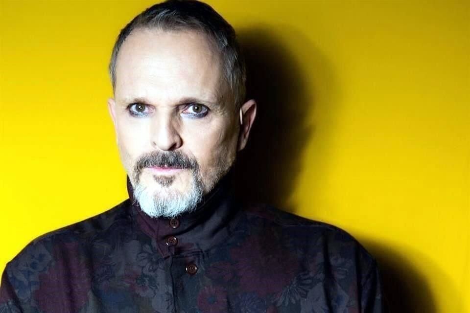 ViacomCBS producirá la nueva biopic de Miguel Bosé; arrancarán grabaciones en el 2022 y el cantante formará parte de ella.