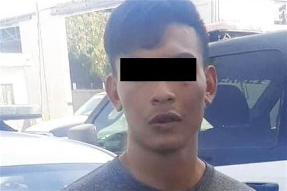 Brandon Ernesto C., de 25 años, fue perseguido y capturado por policías municipales.