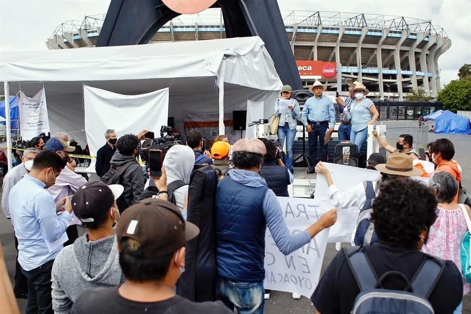 Para los colonos cada partido realizado en el estadio, representa problemas, como las dificultades para llegar a sus casas.