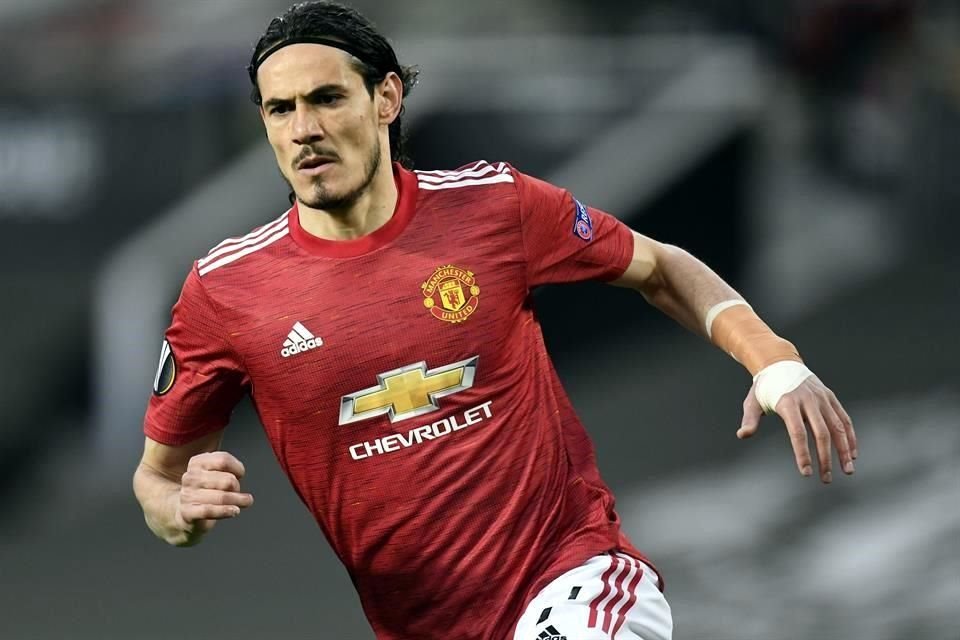 Edinson Cavani marcó en los minutos y le dio tranquilidad al Manchester United.