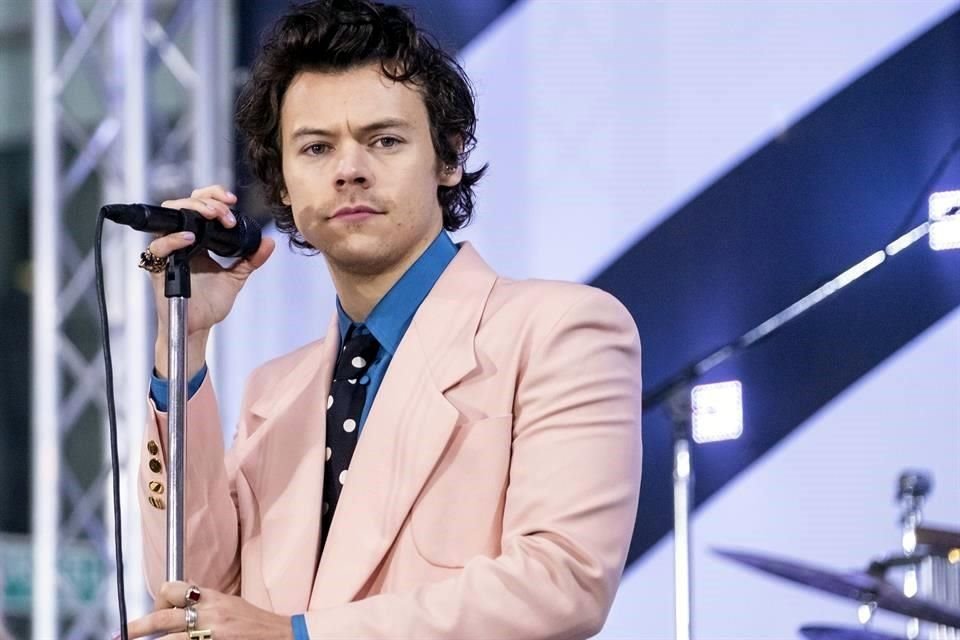 Varios asistentes a la premiere de 'Eternals' aseguran que el cantante Harry Styles es la nueva adición del Universo de Marvel en el cine.