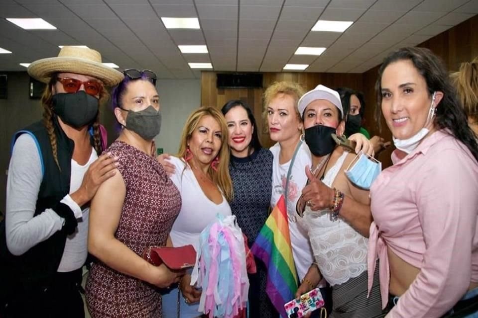 Sandra Cuevas aseguró que sostuvo una reunión de trabajo con representantes de la comunidad trans, el pasado viernes, en un auditorio de la Alcaldía Cuauhtémoc.