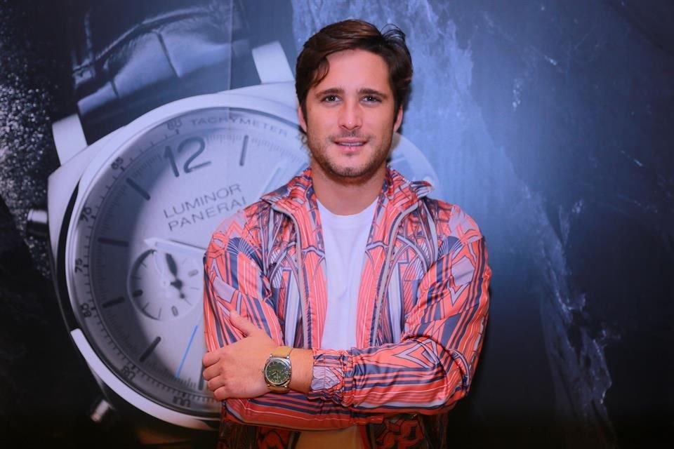 Diego Boneta producirá y protagonizará el filme 'At Midnight', para Paramount Plus.