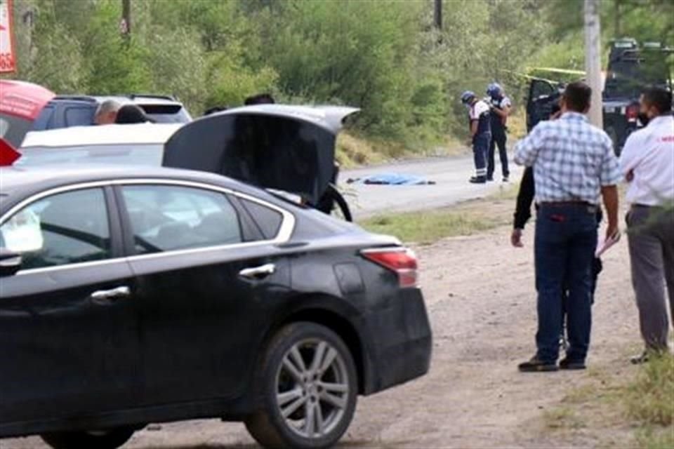 Los hechos fueron reportados alrededor de las 7:50 horas en el kilómetro 1 de la Carretera al Autódromo, en las inmediaciones de los límites con Zuazua.