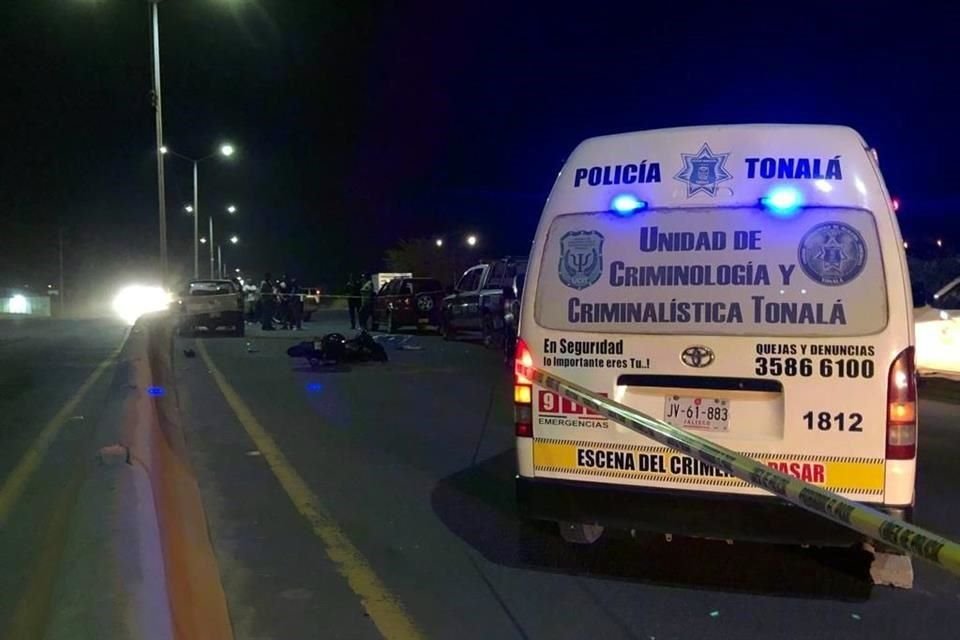 El impacto se registró al rededor de las 21:00 horas, en los carriles del Nuevo Periférico, a la altura de la Calle Agustín de Iturbide.