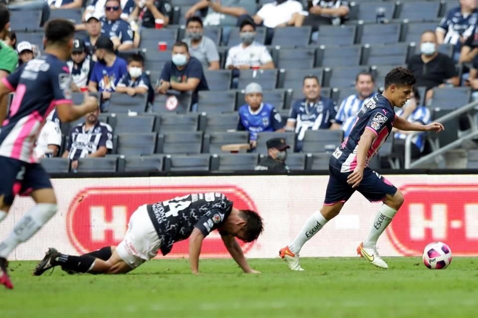 Reoasa los mejores momentos del empate Rayados-Necaxa.
