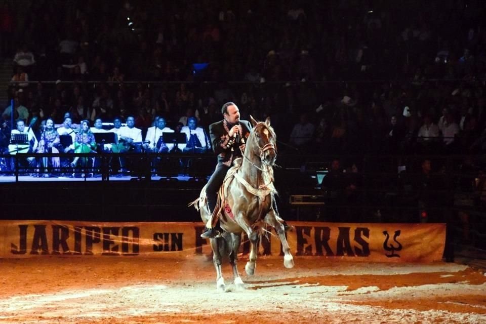 Una vez más se reagendará el show de Pepe Aguilar y su familia, por lo que se espera que en los próximos días se anuncie la nueva fecha.