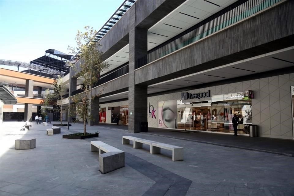 El centro comercial abre hoy su sexta tienda.