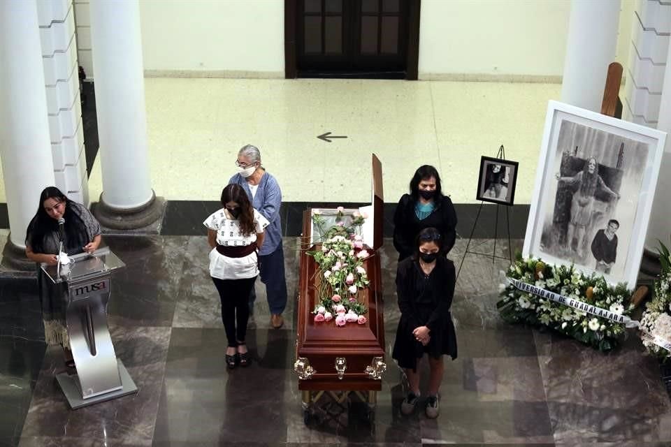 Martha Pacheco fue homenajeada ayer en cuerpo presente en el Museo de las Artes.