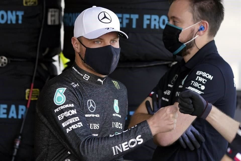 Bottas lució dominante para lograr su primer pole en el GP de México.