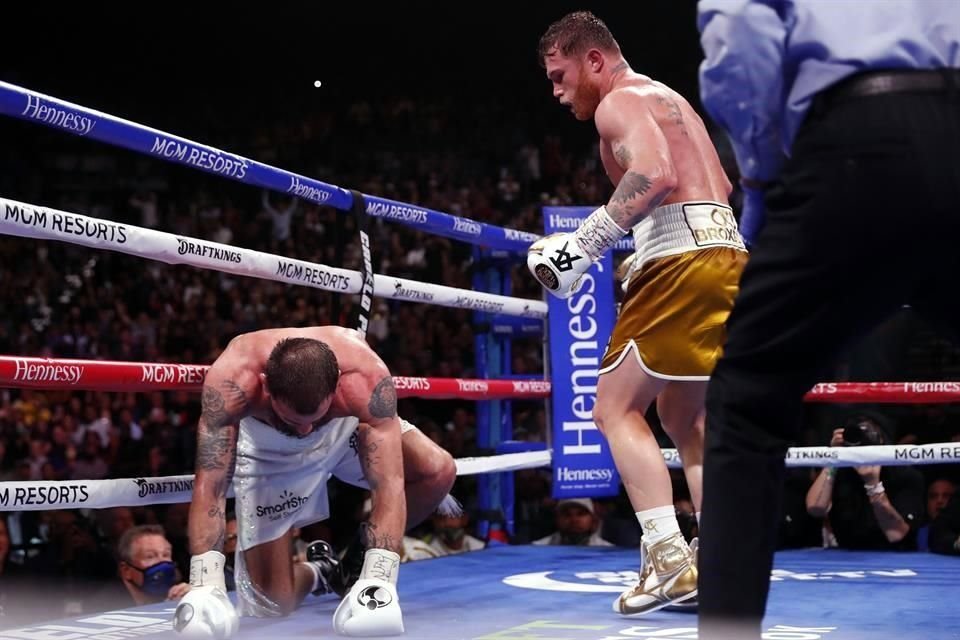 Canelo es histórico.