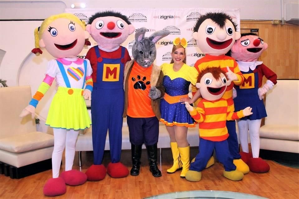 Bely y Beto junto con su pandilla celebrarán el próximo domingo 25 años de carrera.