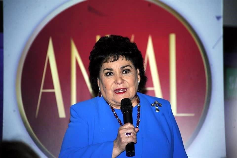 La actriz Carmen Salinas permanece en terapia intensiva debido a una 'difícil situación de salud'