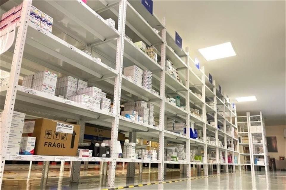 Compras consolidadas de medicamentos tendrán a la cuarta encargada en lo que va de esta Administración: la Ssa, aunque desabasto continúa.