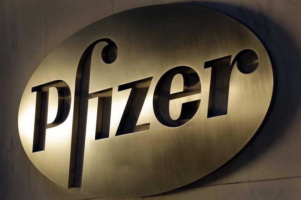 La farmacéutica Pfizer dejará que otros fabriquen su píldora contra Covid-19, pero solo en algunos países.