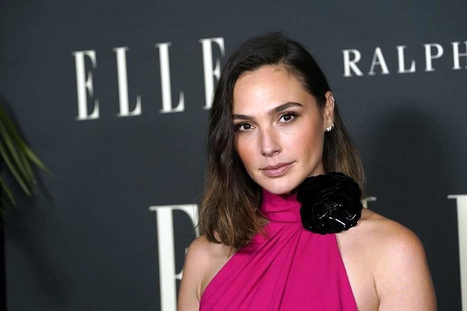 La actriz Gal Gadot, quien da vida a 'Mujer Maravilla', lanzó junto a su esposo la marca Goodles, de macarrones con queso saludables.