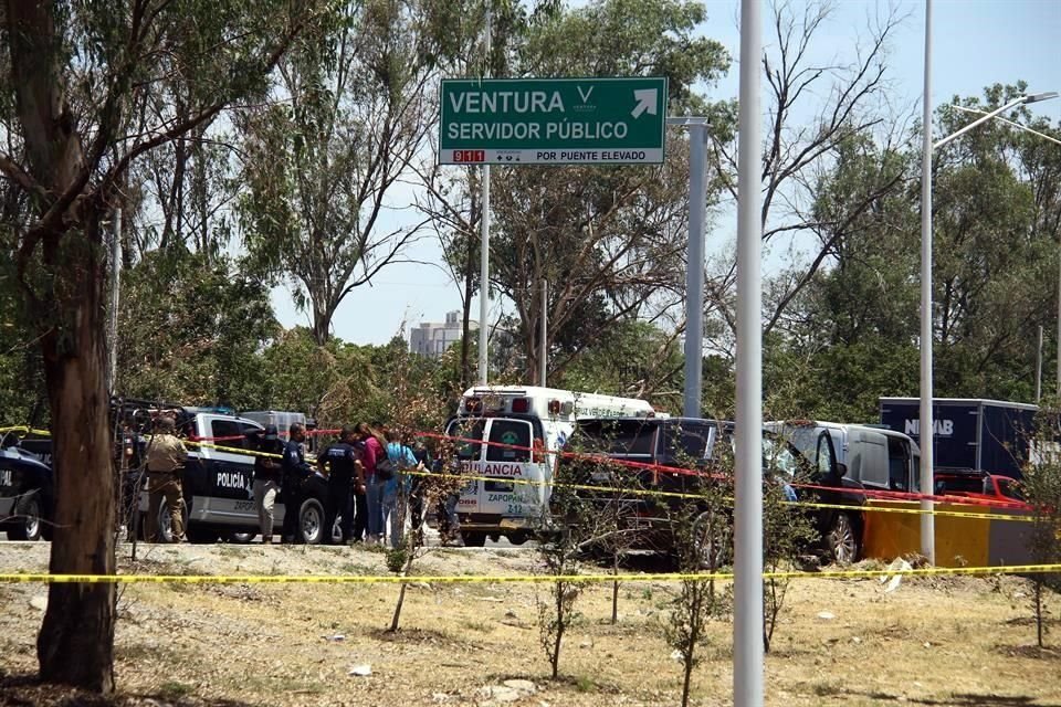 Una mujer, que dijo ser la niñera de la familia y una menor, sobrevivieron al ataque.