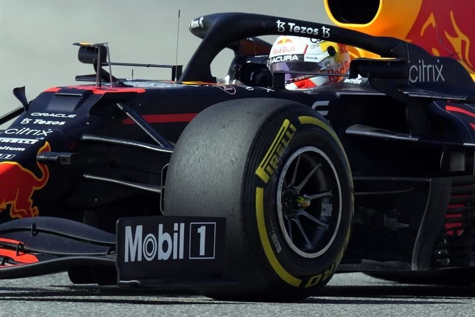 Las llantas fabricadas por Pirelli también tendrán un nueva imagen empezando por el tamaño para la temporada 2022.