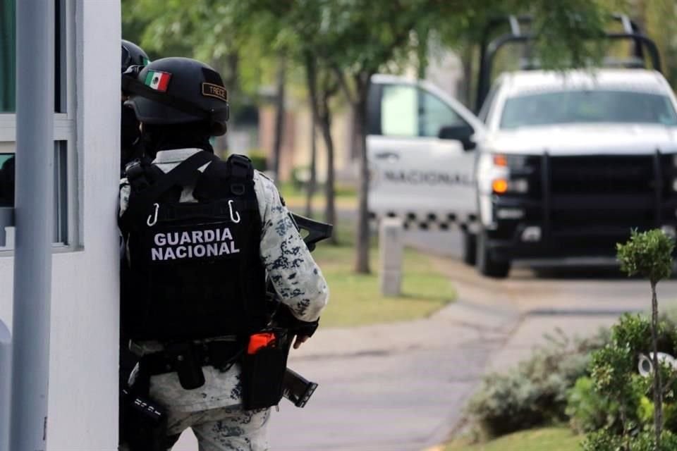 Desde el lunes y hasta este jueves, corporaciones federales han mantenido operativos en diversas áreas residenciales en Zapopan.