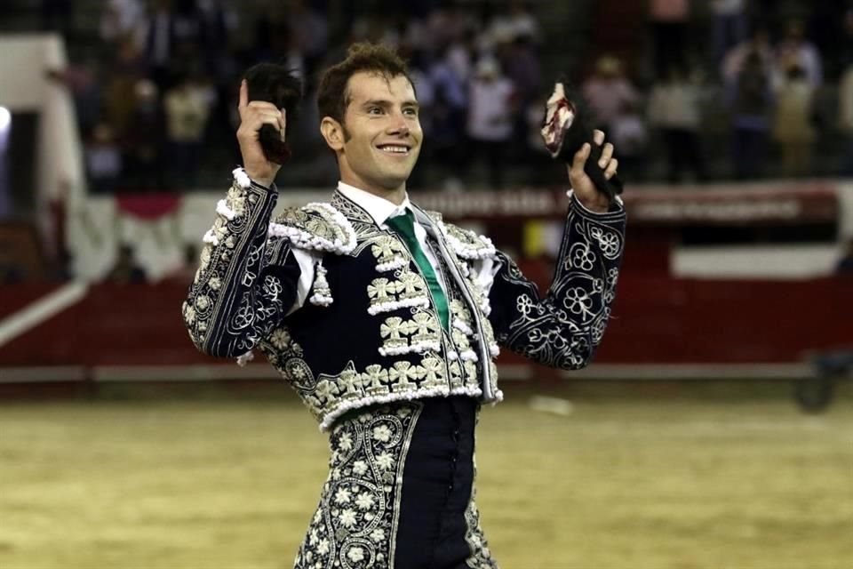 Arturo Saldívar fue el triunfador de la segunda corrida de la Temporada 2021 en la Plaza de Toros Nuevo Progreso.