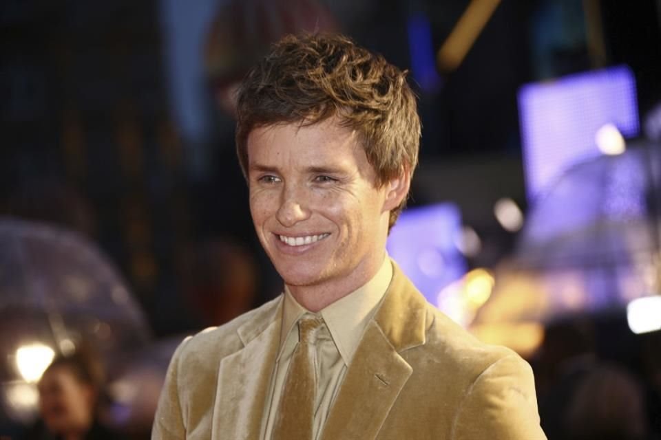 Eddie Redmayne dijo que fue un error para él haber protagonizado el filme 'La Chica Danesa'.