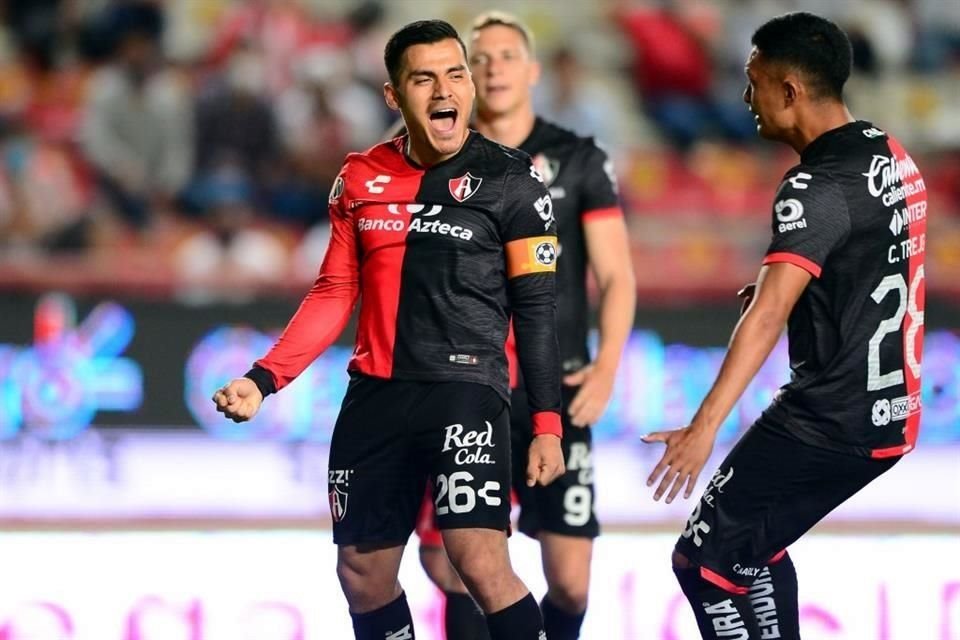 A sus 29 años Aldo Rocha es uno de los capitanes más jóvenes de la Liga MX; es el futbolista que dio más pases acertados de toda la Liga MX.
