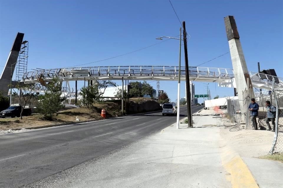 Si circulas continuamente por la Avenida Acueducto, ve pensando en rutas alternas, pues un tramo estará cerrado a la circulación tres días.