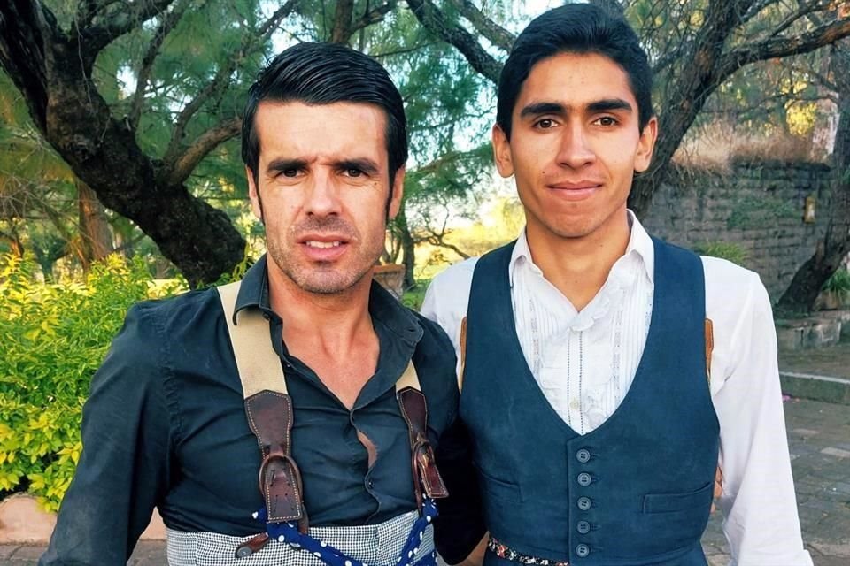 El torero hidrocálido recibirá los trastos en manos del español Emilio de Justo.