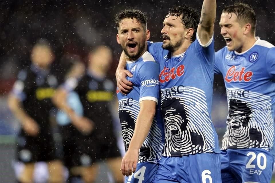 El Nápoles se dio un festín.