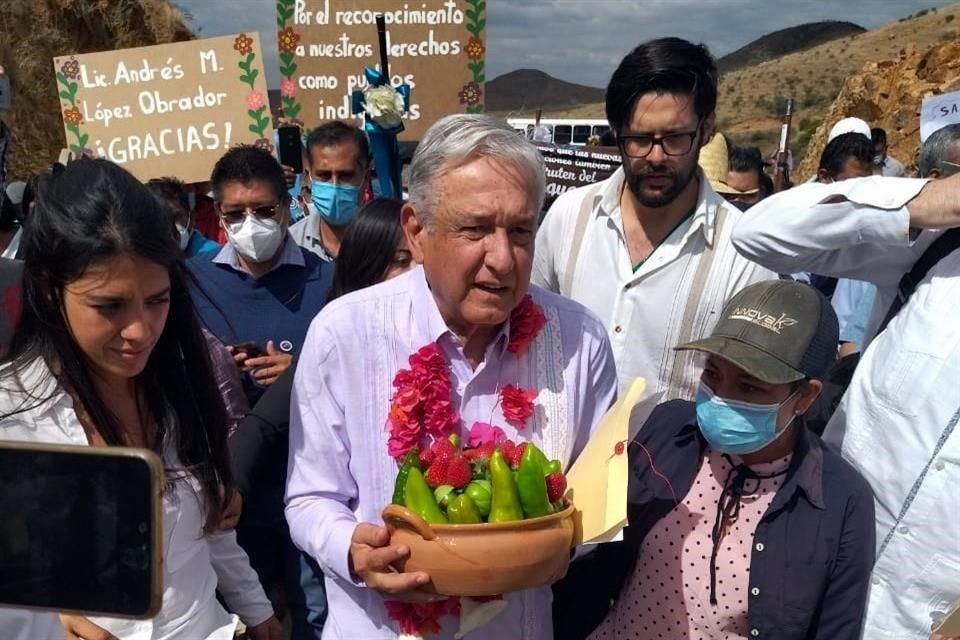El Presidente en San Jerónimo Taviche.