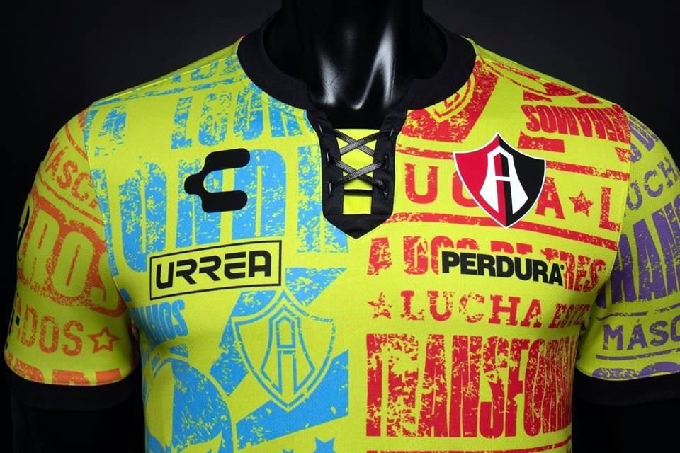 El jersey polarizó la reacción de los seguidores.