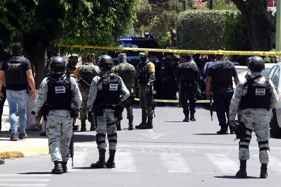 A los policías de Guadalajara implicados en la balacera registrada en Chapalita les fue reforzada su seguridad a raíz de ese hecho.