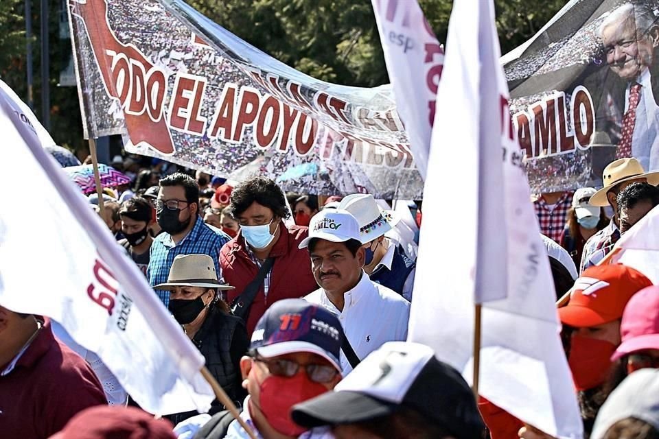 El Alcalde morenista de Gustavo A. Madero, Francisco Chíguil, dirigió una caravana en plena jornada laboral.