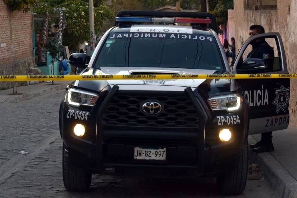 La víctima alcanzó a llegar a su domicilio, pero falleció en el lugar.