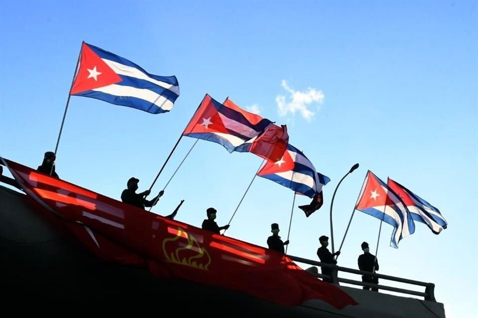 Entre pandemia, tensiones económicas y políticas, inició el Festival de Cine de La Habana.