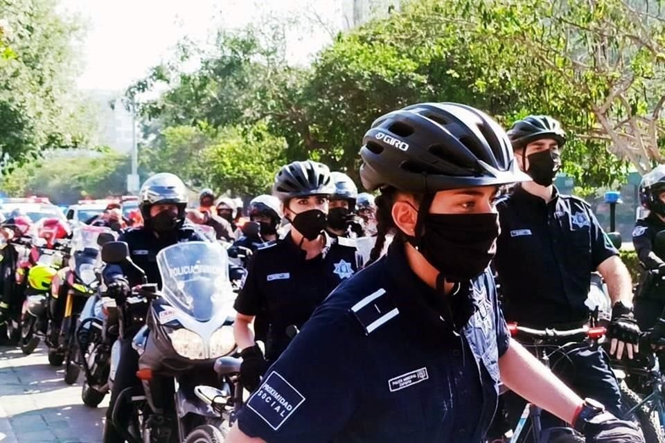 Los agentes vigilarán plazas comerciales y corredores gastronómicos para garantizar la seguridad de ciudadanos durante la época decembrina.