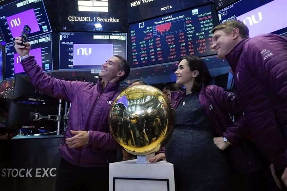 David Velez (Izq.), Cristina Junqueira y Edward Wible, cofundadores de Nubank.