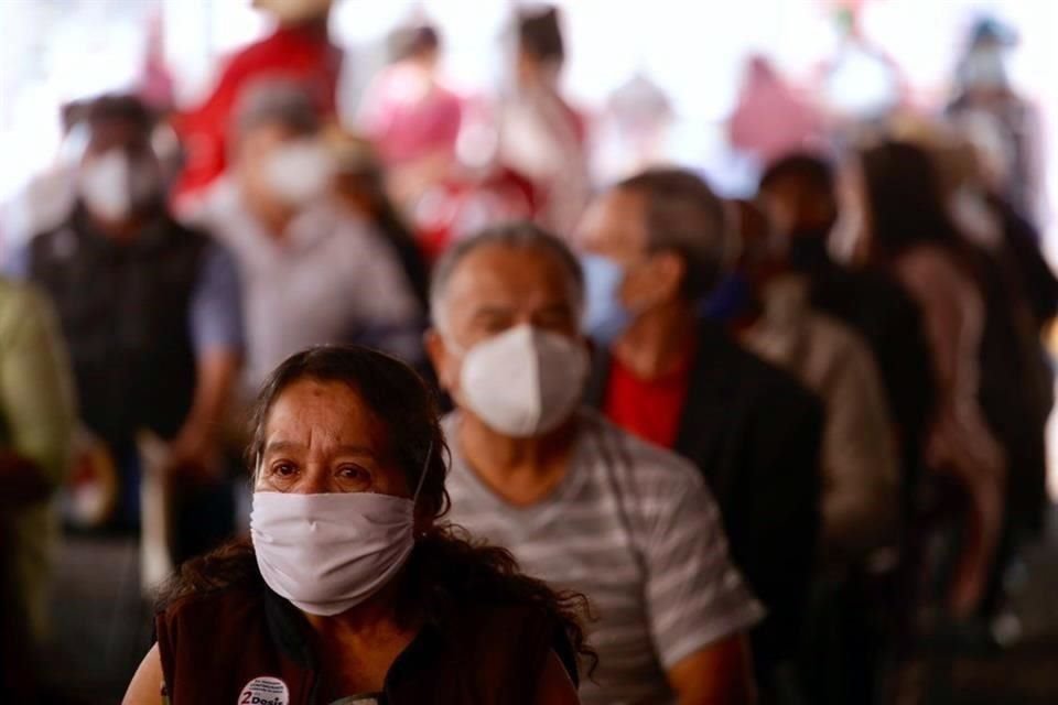 En esta nueva fase,  los adultos mayores de 60 años deberán registrarse en la plataforma federal.