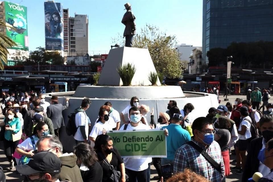 Esta segunda marcha partió de la Glorieta de los Insurgentes.