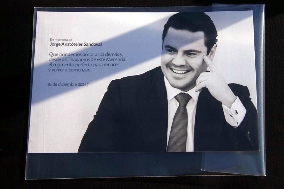 A cuatro días del aniversario luctuoso del ex Gobernador Aristóteles Sandoval, su esposa recordó los primeros momentos tras su muerte.