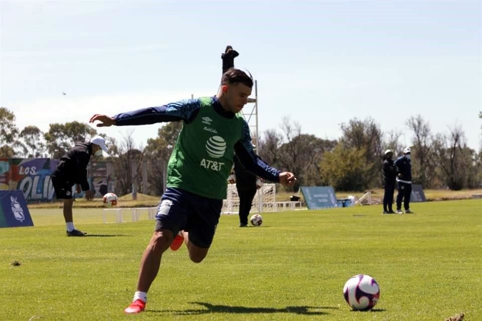 Tabó es nuevo jugador del Cruz Azul.