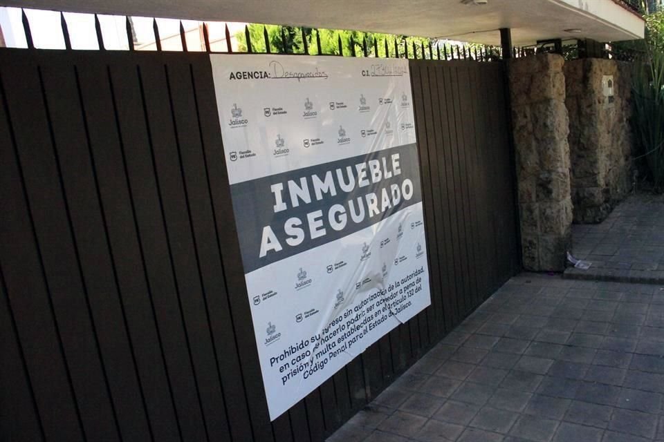 Una de las mujeres detenidas tras el tiroteo en Chapalita el lunes ya había sido capturada en 2019 por llevar un arma de fuego, estuvo bajo proceso penal e incluso recluida en Puente Grande.